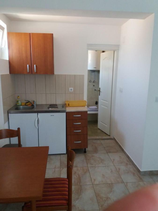 Mona&Mike Apartments Tivat Eksteriør billede